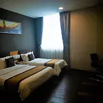 Q Bintang Hotel
