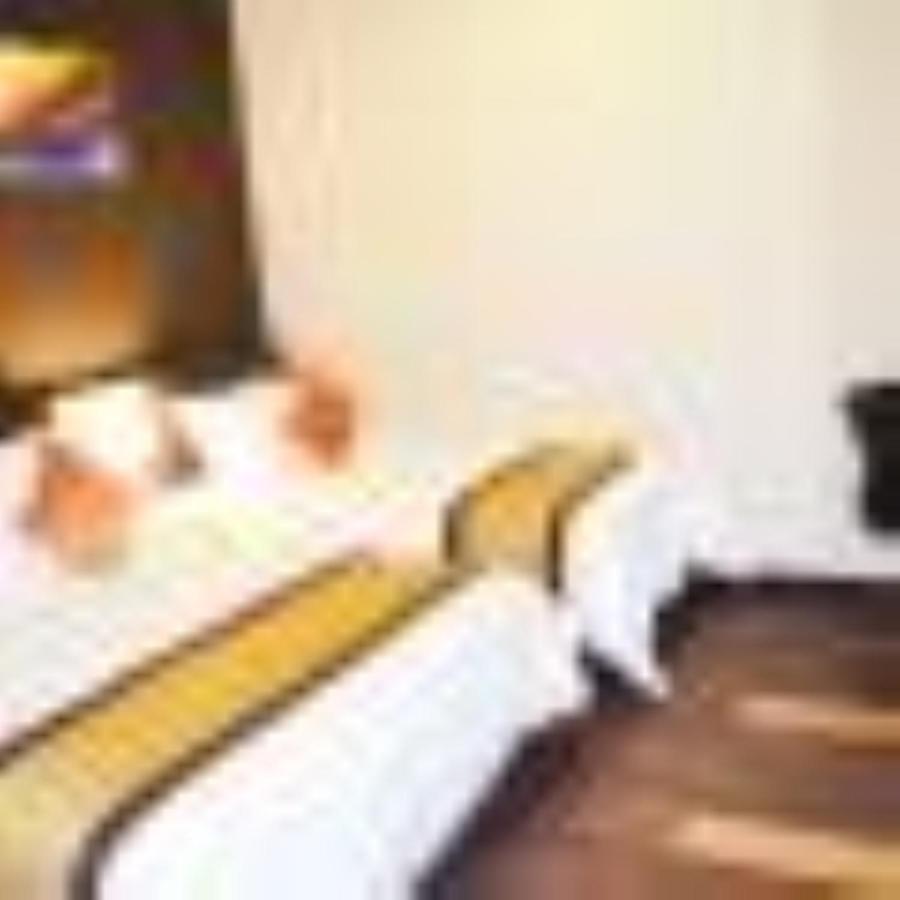 Q Bintang 2*
