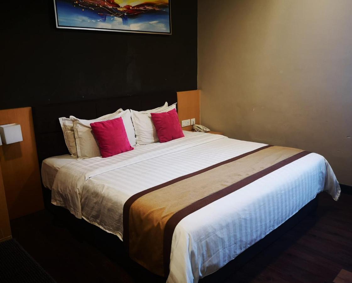 Hotel Q Bintang 2*